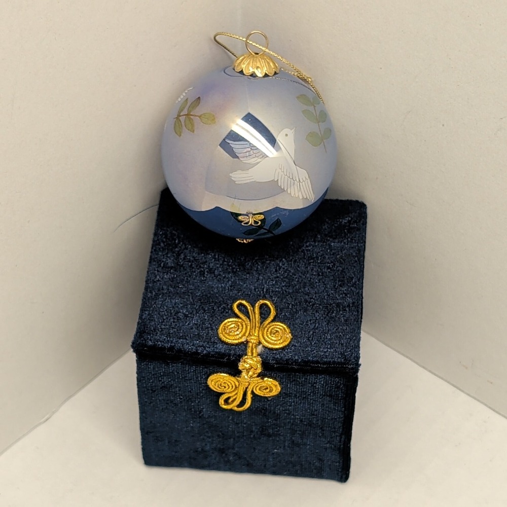 Pier 1 Li Bien 2002 Hand Painted Glass Christmas Ornament White Dove Peace